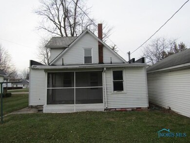 215 N Elm St, Woodville, OH 43469 - photo 7