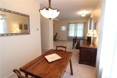 ENJOY GUESTS IN THE MAIN FLOOR DINING AREA