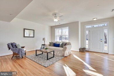 1617 Lee Dr, Edgewater, MD 21037 - photo 3