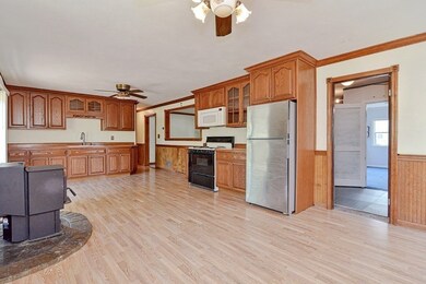 31 Brisson St, Bellingham, MA 02019 - photo 4