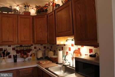 2153 Wainwright Ct unit 2B, Frederick, MD 21702 - photo 4