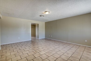 7131 W Heatherbrae Dr-4