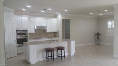 Stainless Steel appliances, walk-in pantry, Back S