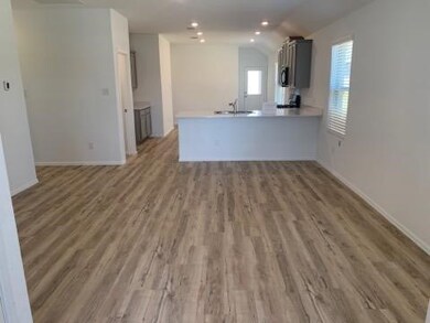 18467 Running Shadow Ct, Hockley, TX 77447 - photo 4