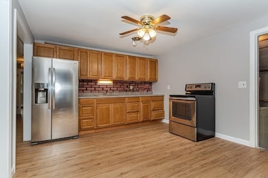 35 Bernadette St, Fitchburg, MA 01420 - photo 3