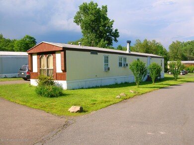 350 Haverford Dr, Taylor, PA 18517 - photo 2