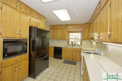 fully equipped kitchen with updated appliances!