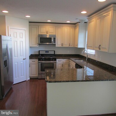 305 Tolbelt Ct, Stafford, VA 22554 - photo 4