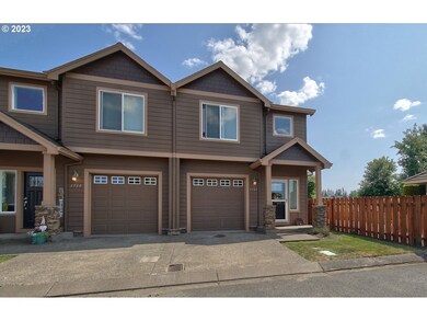 1721 N Manzanita St, Canby, OR 97013 - photo 2