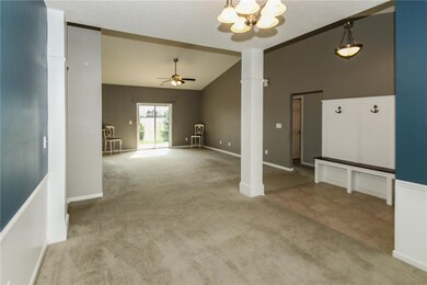 2557 Wildflower Ln, Greenwood, IN 46143 - photo 5