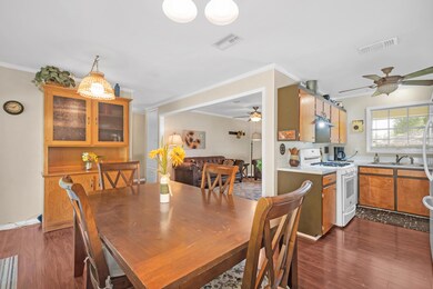 5_Kitchen_Dining