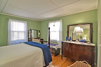 12 Essex St, Nashua, NH 03064 - photo 7