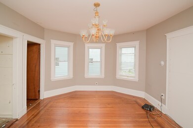 86 Kenmere Rd, Medford, MA 02155 - photo 5