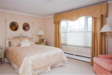 103 Albemarle Rd, Newtonville, MA 02460 - photo 5