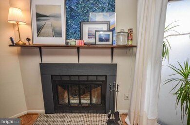 19949 Appledowre Cir, Germantown, MD 20876 - photo 6