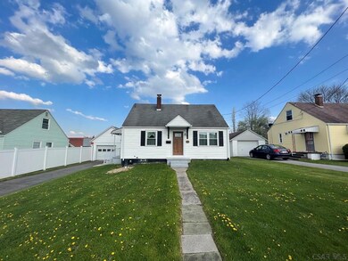 1921 Minno Dr, Johnstown, PA 15905 - photo 2