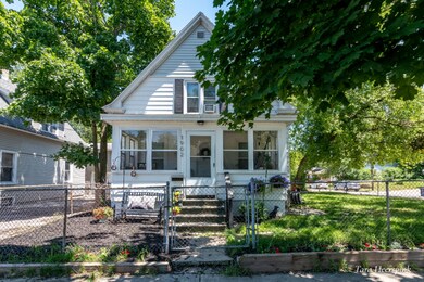 1902 Coit Ave-5