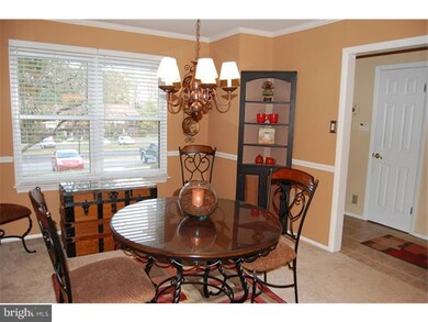 136 Bishop Dr, Aston, PA 19014 - photo 4