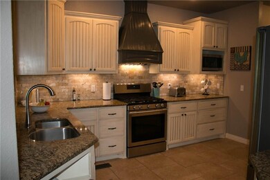 1320 Major Pindall Cir, Prairie Grove, AR 72753 - photo 5