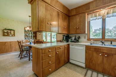 444EInterstateAve_0012