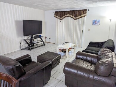 128 Prudence Ave unit 5, Providence, RI 02909 - photo 6