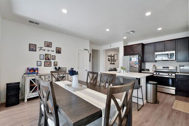 453 Daffodil Dr, Merced, CA 95341 - photo 7