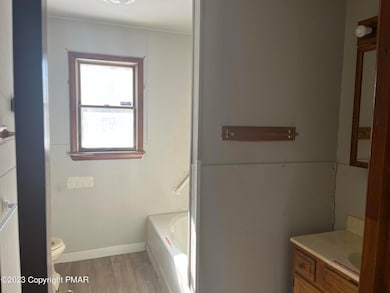 2130 S Rocky Mountain Dr, Effort, PA 18330 - photo 7