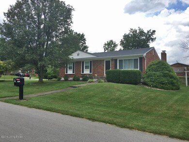 5501 Idlewood Ln, Louisville, KY 40291 - photo 2