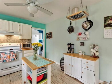 Tiled flooring and Ceiling Fan