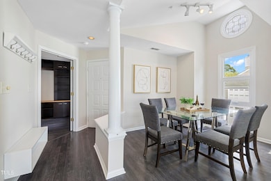 1001 Brighthurst Dr unit 306, Raleigh, NC 27605 - photo 4