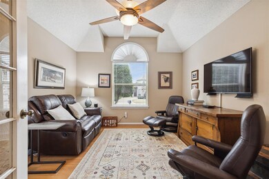 3021 Eagles Nest Dr, Bedford, TX 76021 - photo 4