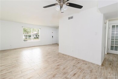 807 S Oregon Ave unit A, Weslaco, TX 78596 - photo 3