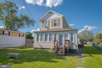 7428 Bay Front Rd, Sparrows Point, MD 21219 - photo 2