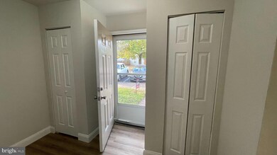 9070 Bonham Cir, Manassas, VA 20110 - photo 3