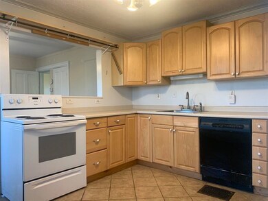 14 Preble St, Dover, NH 03820 - photo 2