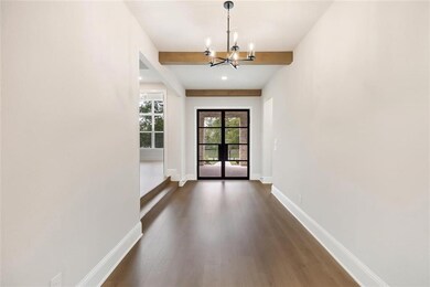 10521 Lake Palmetto Foyer1
