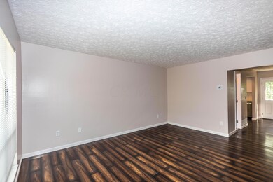 Living Room-4
