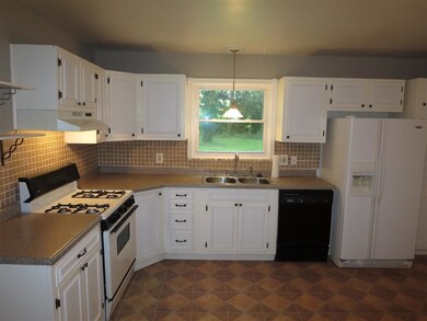 18090 Chipstead Dr, South Bend, IN 46637 - photo 3