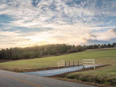 04 Concord Church Rd unit 4, Pickens, SC 29671 - photo 3