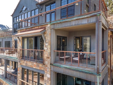 136 San Joaquin Rd-Unit B303
