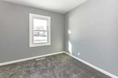 905 S 8th St, Marion, IA 52302 - photo 5