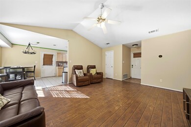 105 Snyder Trail, Liberty Hill, TX 78642 - photo 4