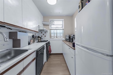 204-12 35th Ave unit 254, Bayside, NY 11361 - photo 7