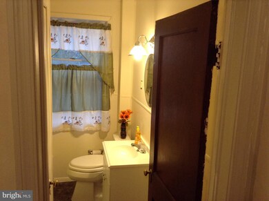 3708 Columbus Dr, Baltimore, MD 21215 - photo 4