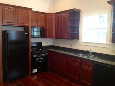 Kitchen. 4621 Laurel kitchen