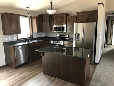 569 18th St NW, Sauk Rapids, MN 56379 - photo 2