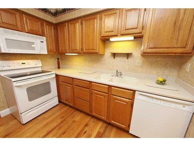 Kitchen. Fully equipped eat in kitchen.