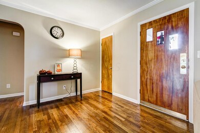 Entry With Closet