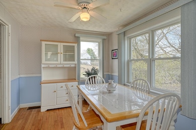 830 Trapelo Rd, Waltham, MA 02452 - photo 7