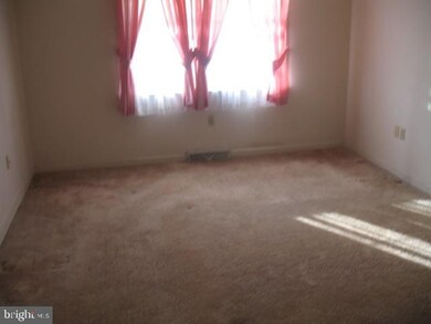 325 Dogwood Ln, New Holland, PA 17557 - photo 6